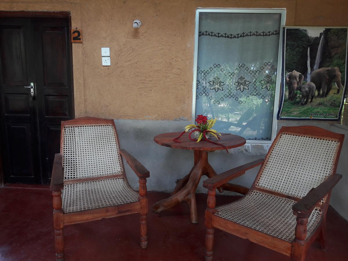 Natural Cabanas Kanattegoda Extérieur photo